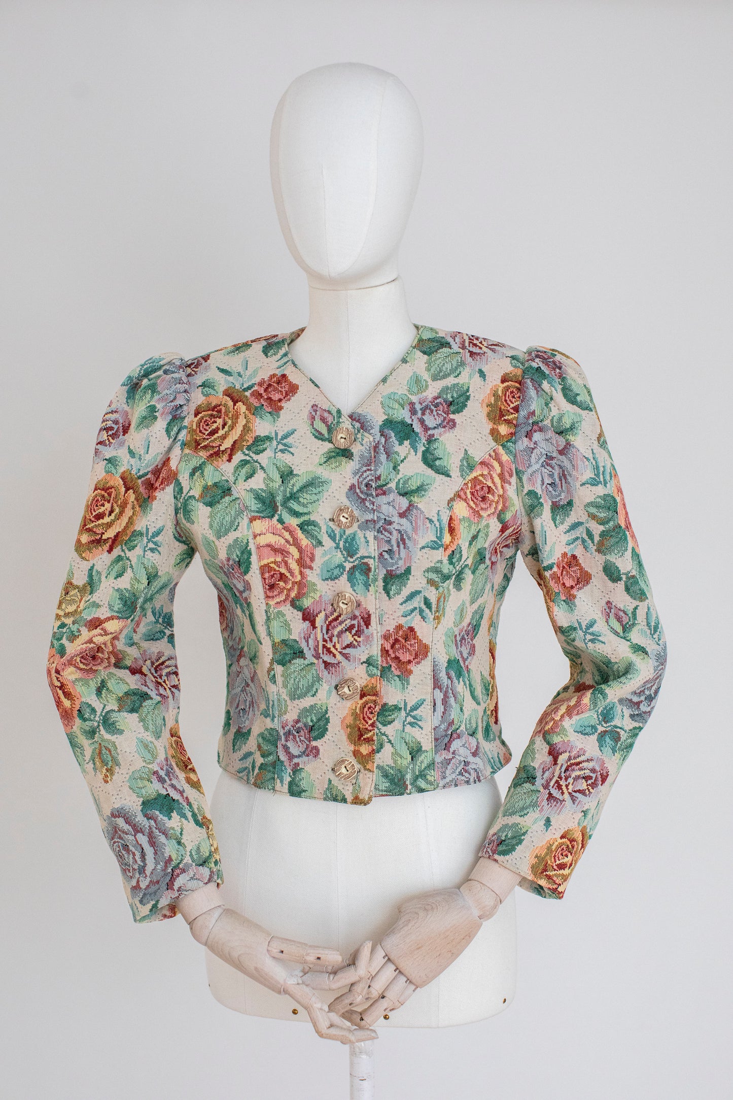 Vintage Austrian Tapestry Linen Blazer Size XS/S