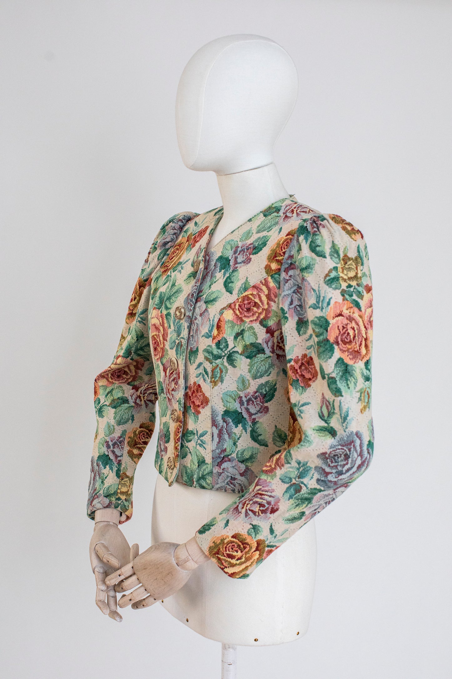 Vintage Austrian Tapestry Linen Blazer Size XS/S