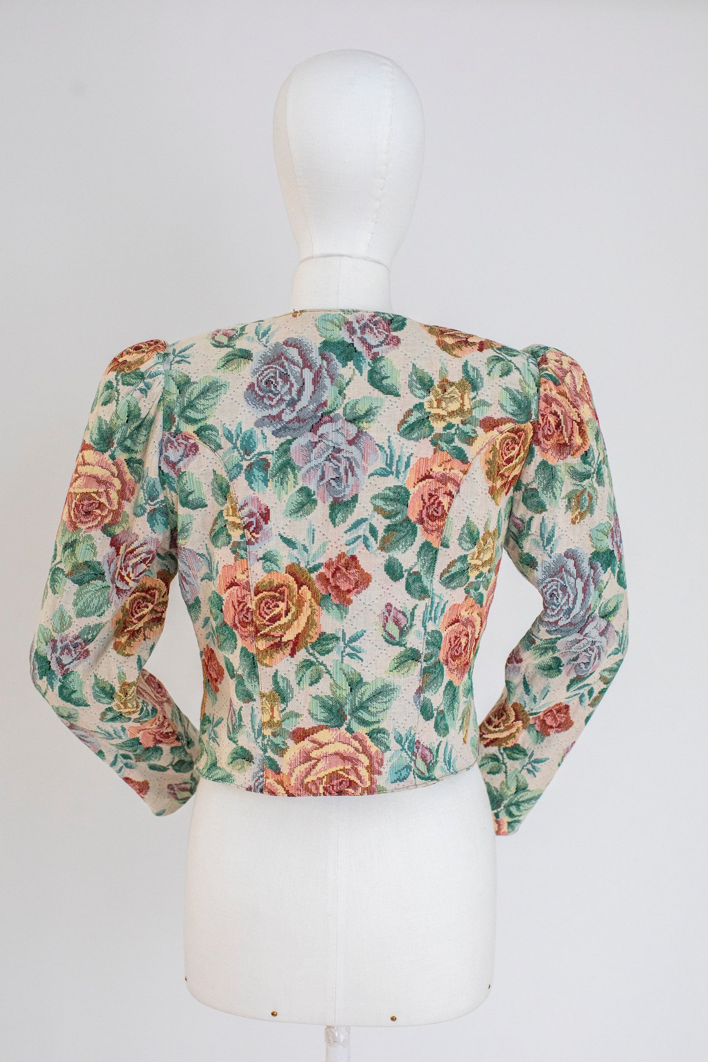 Vintage Austrian Tapestry Linen Blazer Size XS/S