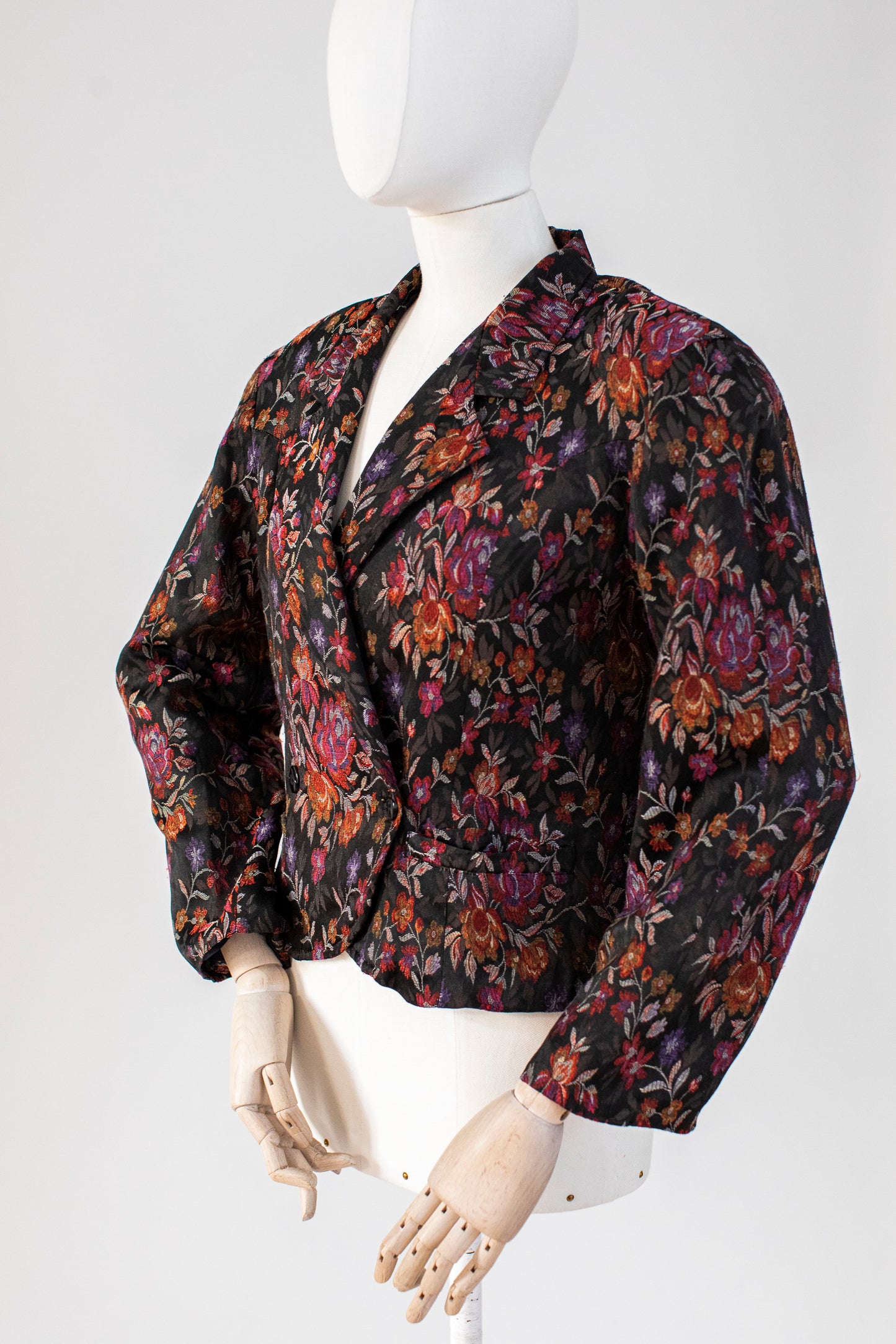 1990s Vintage Austrian Tapestry Silky Blazer Size M