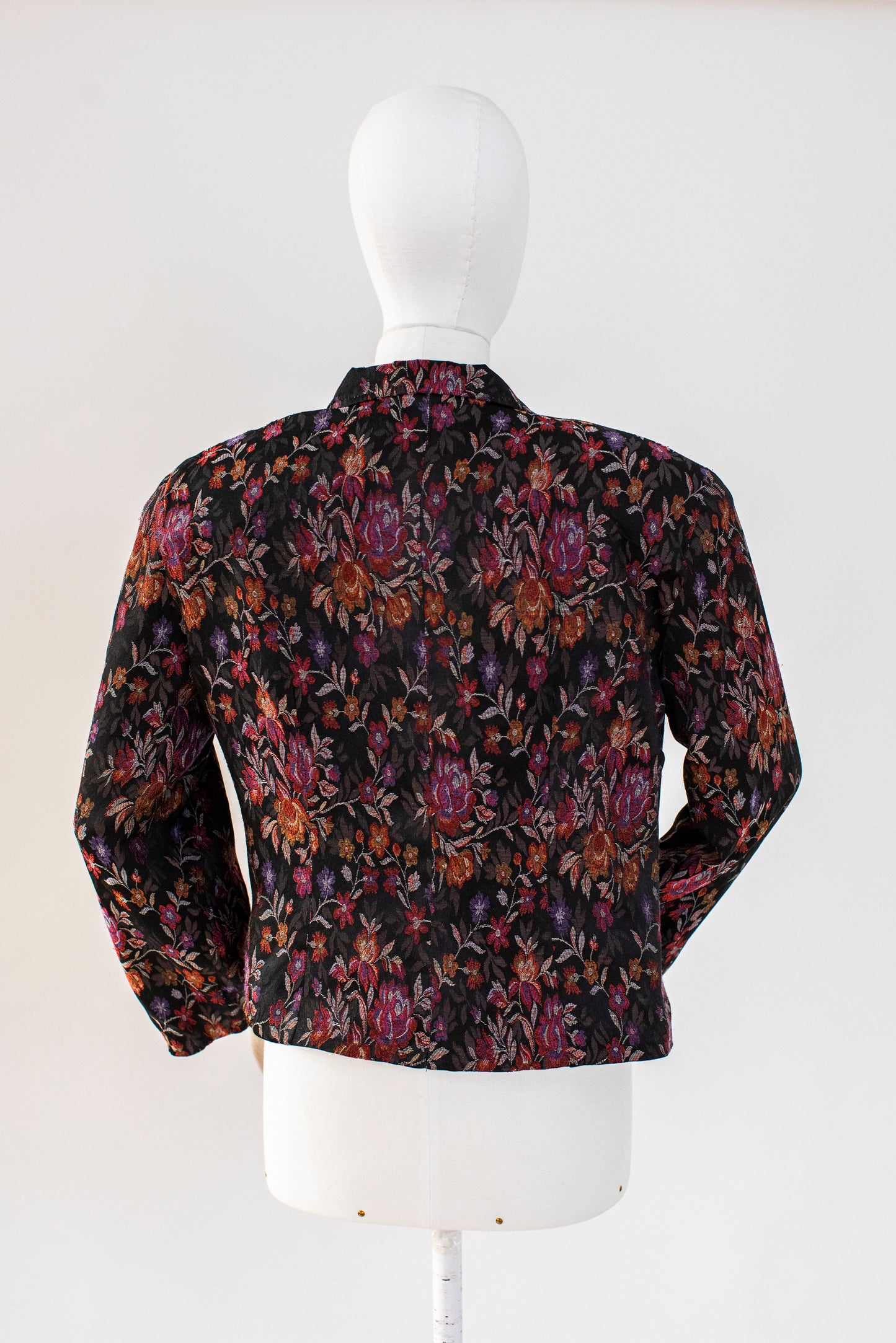 1990s Vintage Austrian Tapestry Silky Blazer Size M