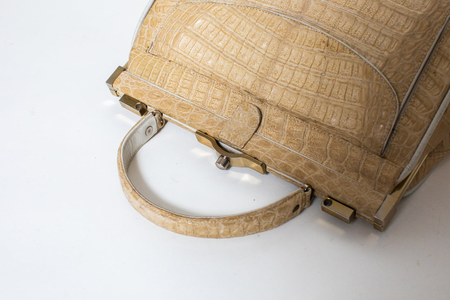 1970 Vintage Large Beige Doctor's Croc Leather Bag