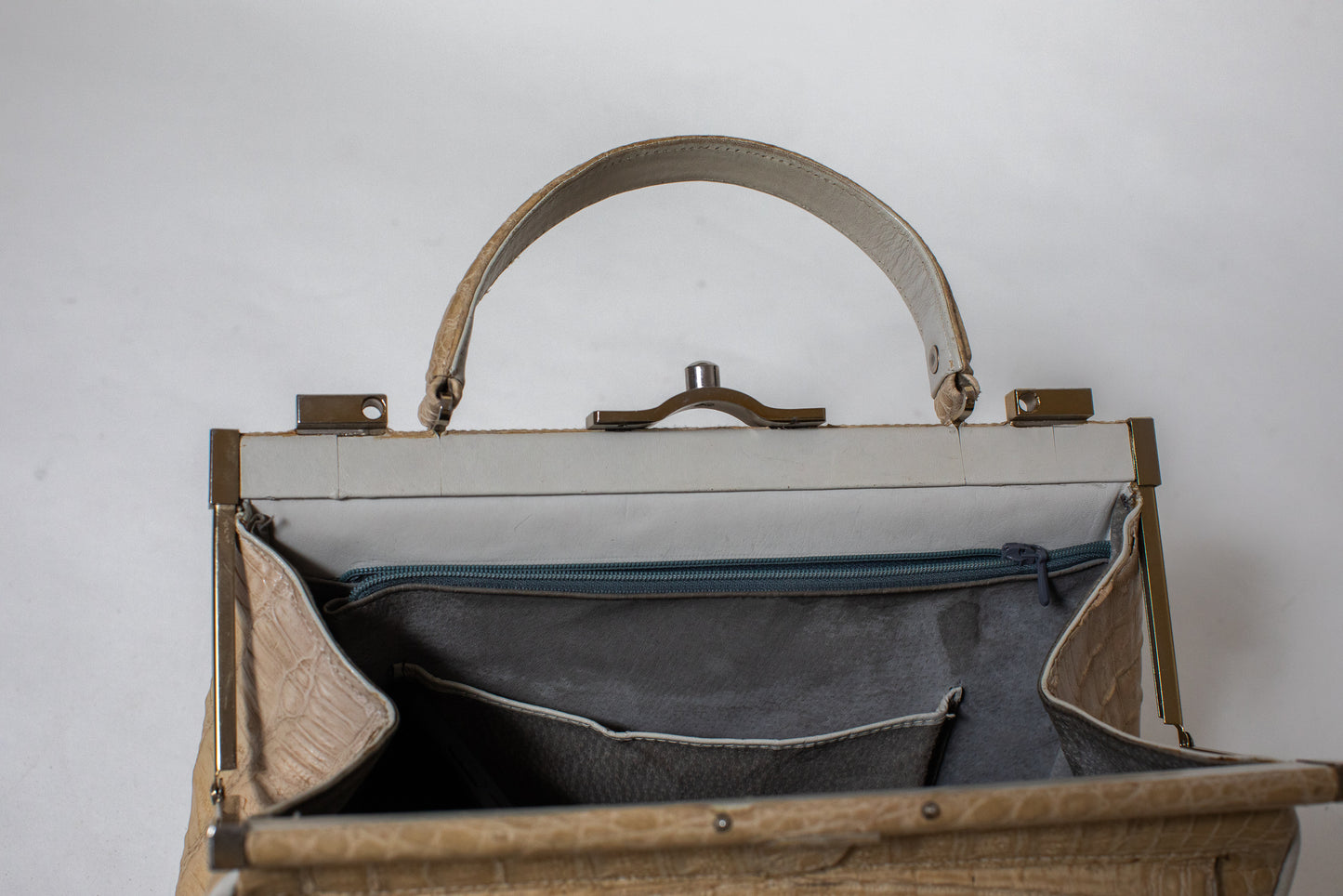 1970 Vintage Large Beige Doctor's Croc Leather Bag