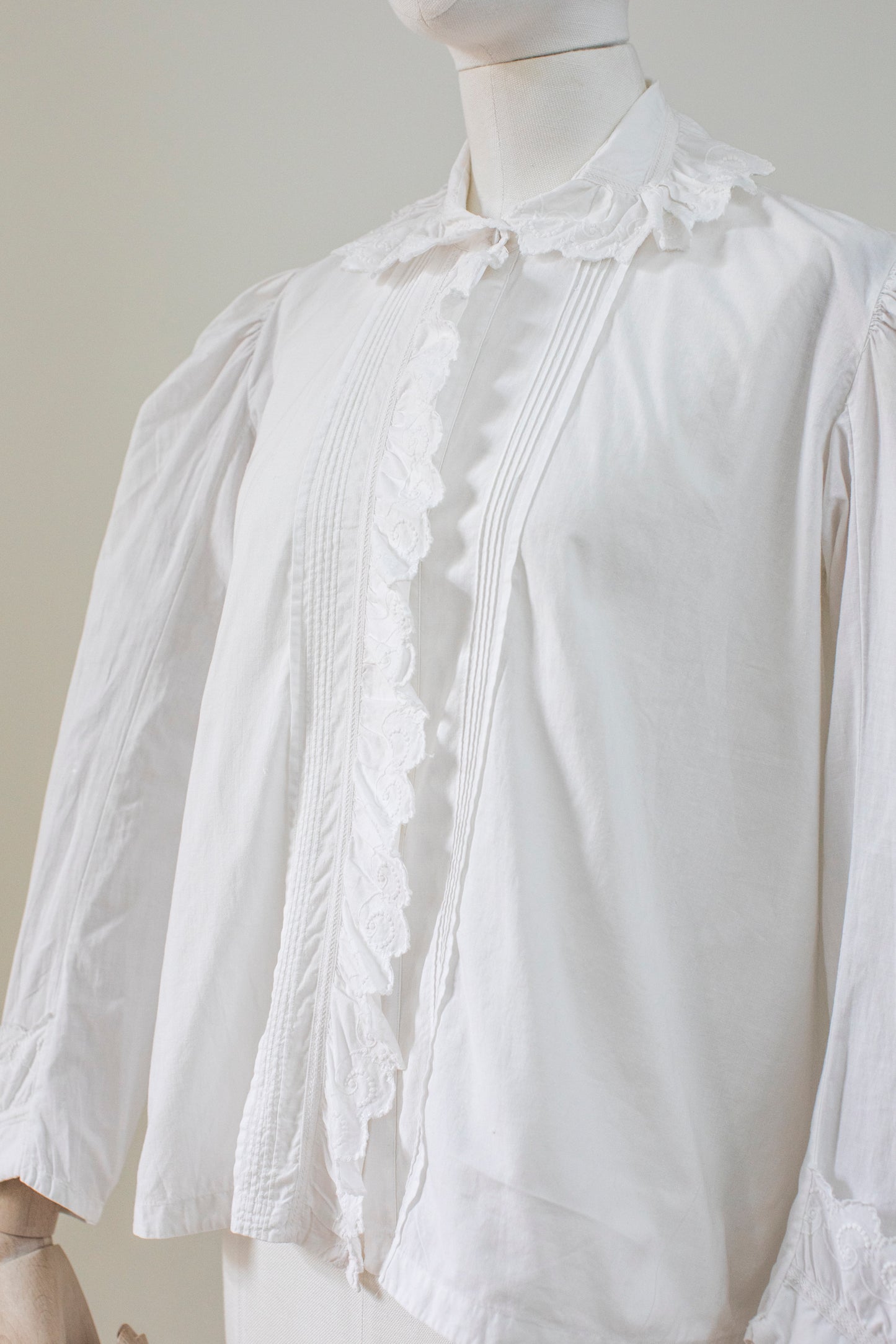 Antique 1920 White Cotton Lace Blouse Size S-M