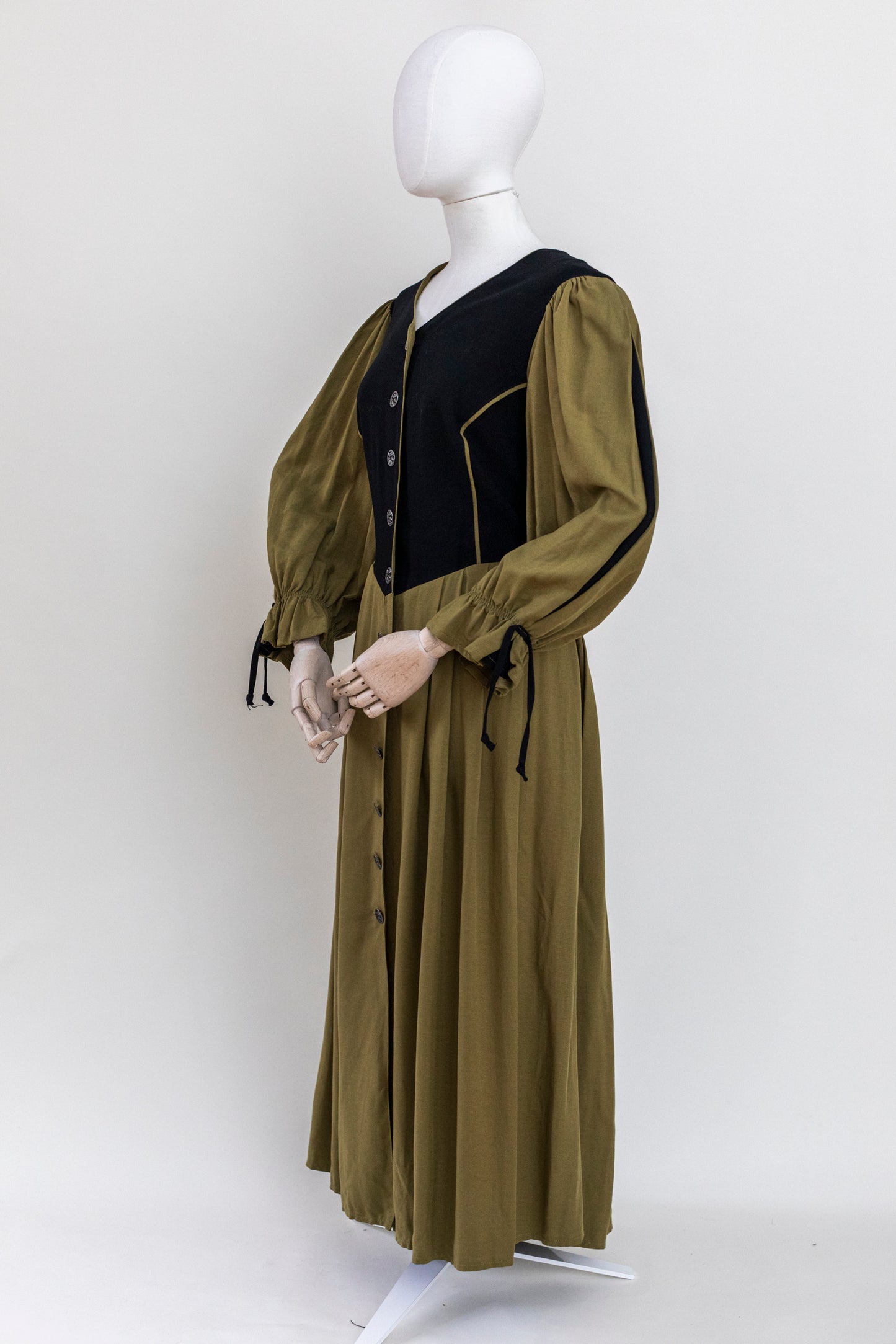 Vintage Austrian Black Green Linen Dress - Size M