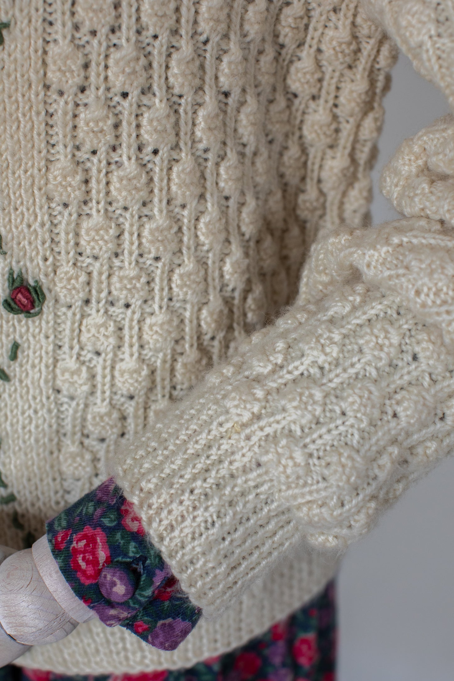 Vintage Beige Hand Knitted Austrian Cardigan with Floral Embroidery Size M/L