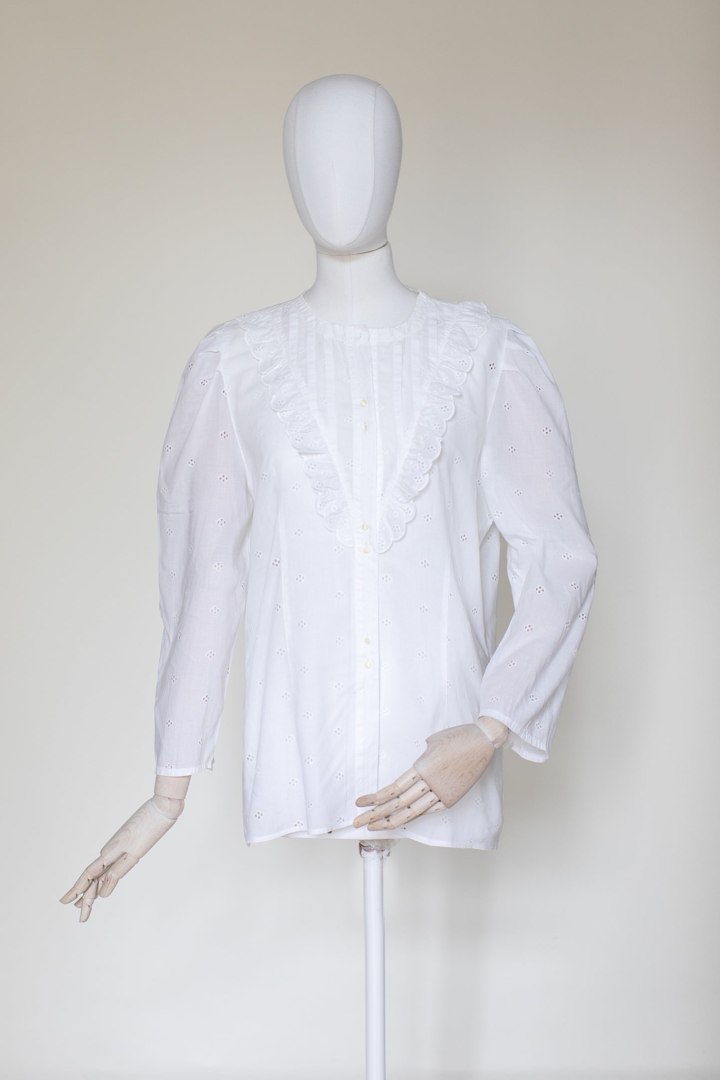 1980s Vintage White Cotton Blouse Size S-M