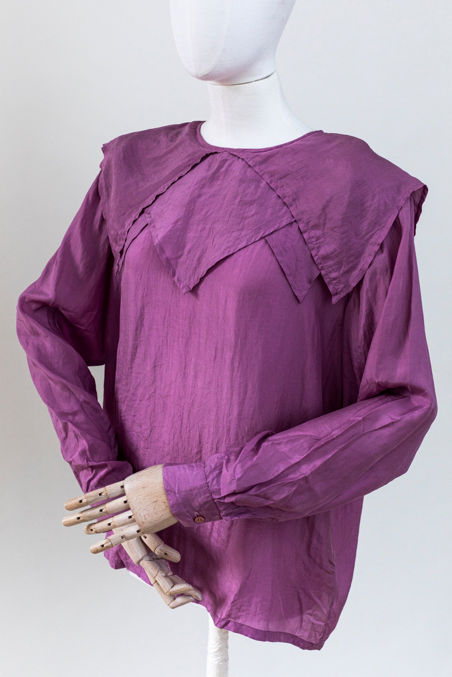 1980s Vintage Purple Silk Blouse Size M-L