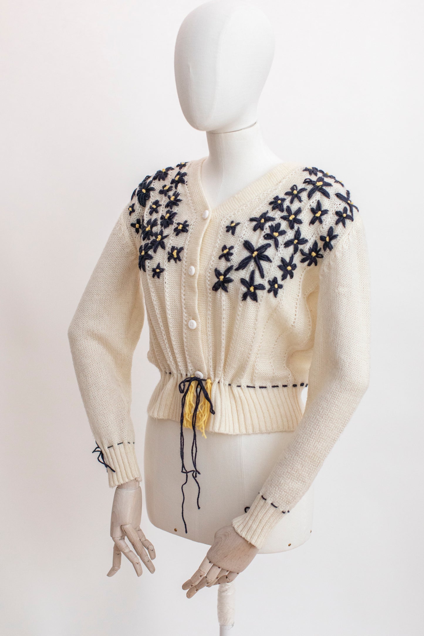 Vintage Beige Austrian Cardigan with Black Floral Embroidery Size S-M